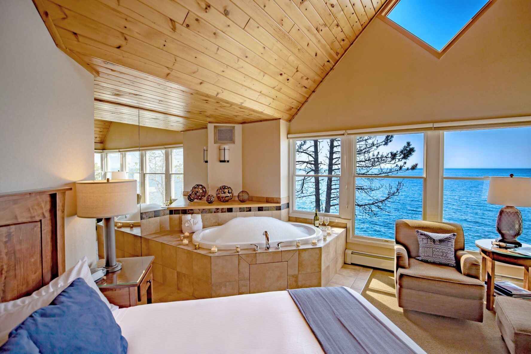 Bluefin Bay room