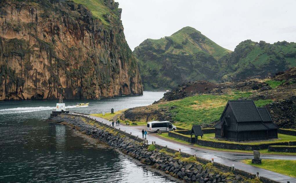 Epic Icelandic landscapes, coastline