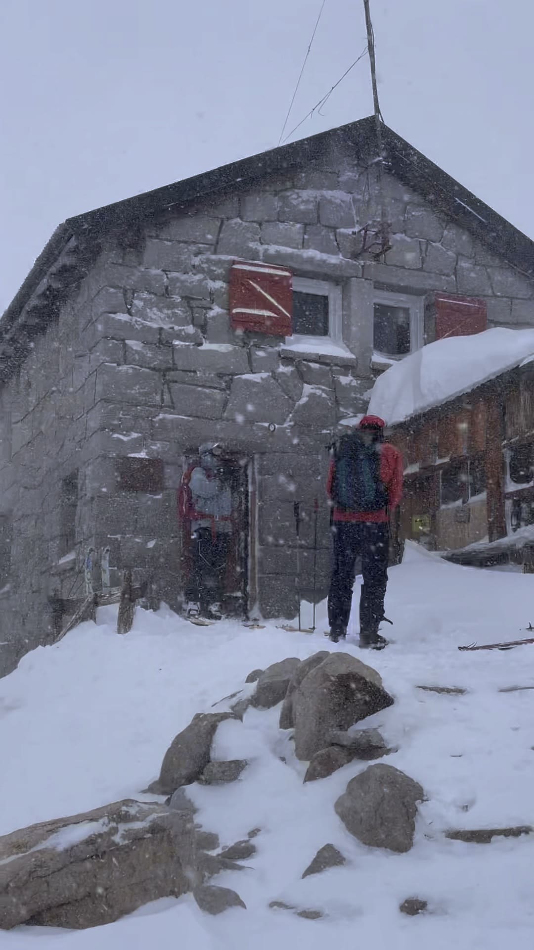 Frey hut entrance