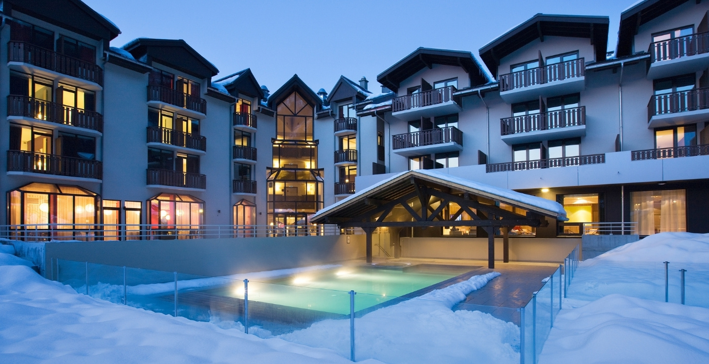 Hotel Les Aiglons building in Chamonix