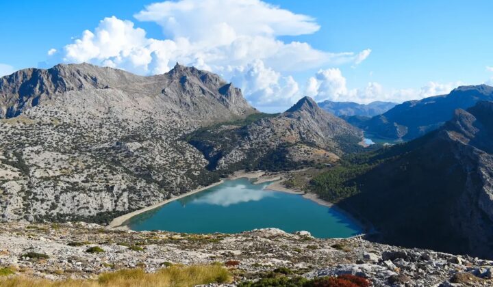 lake peak mallorca