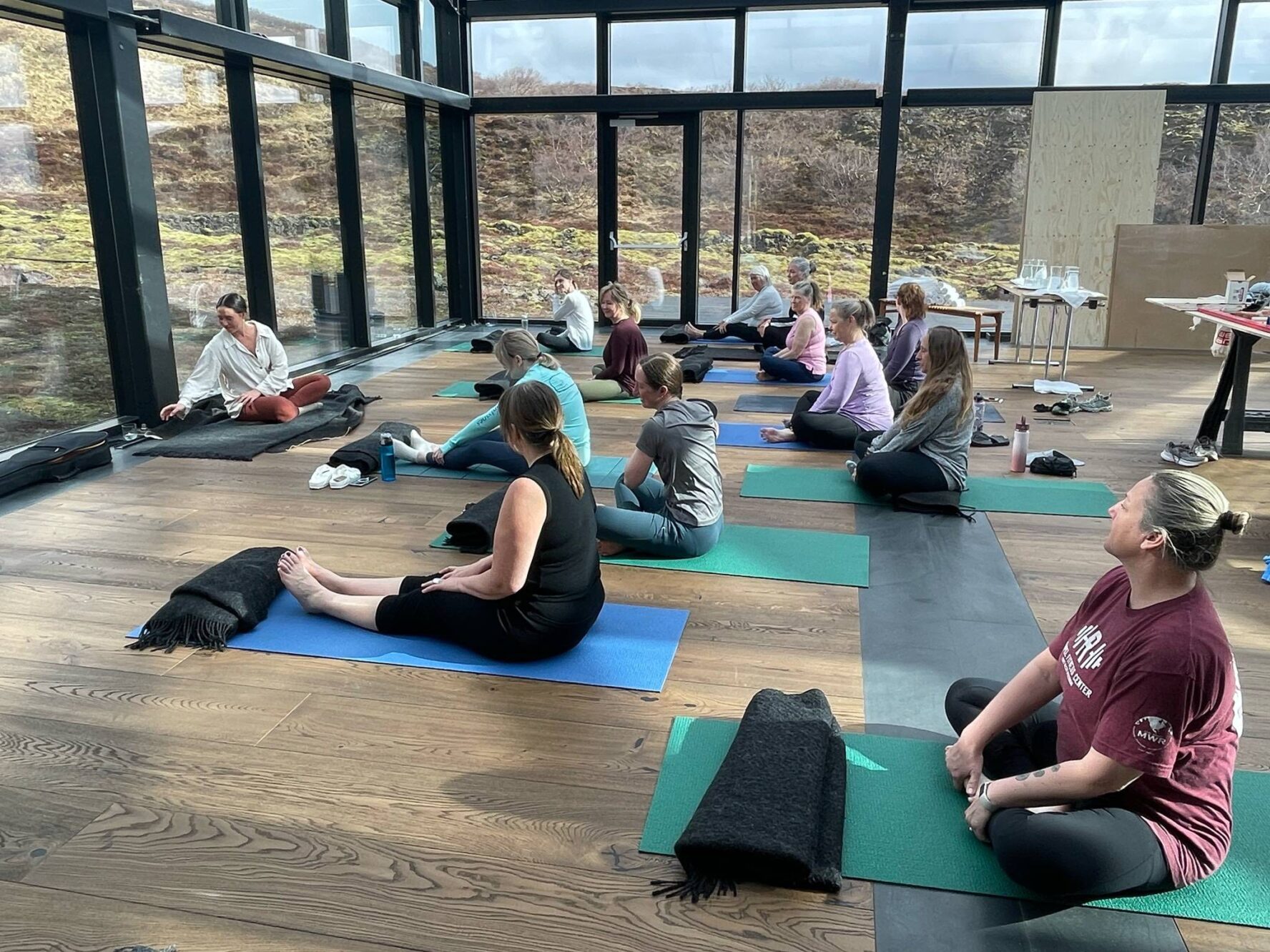 All-women yoga in Iceland