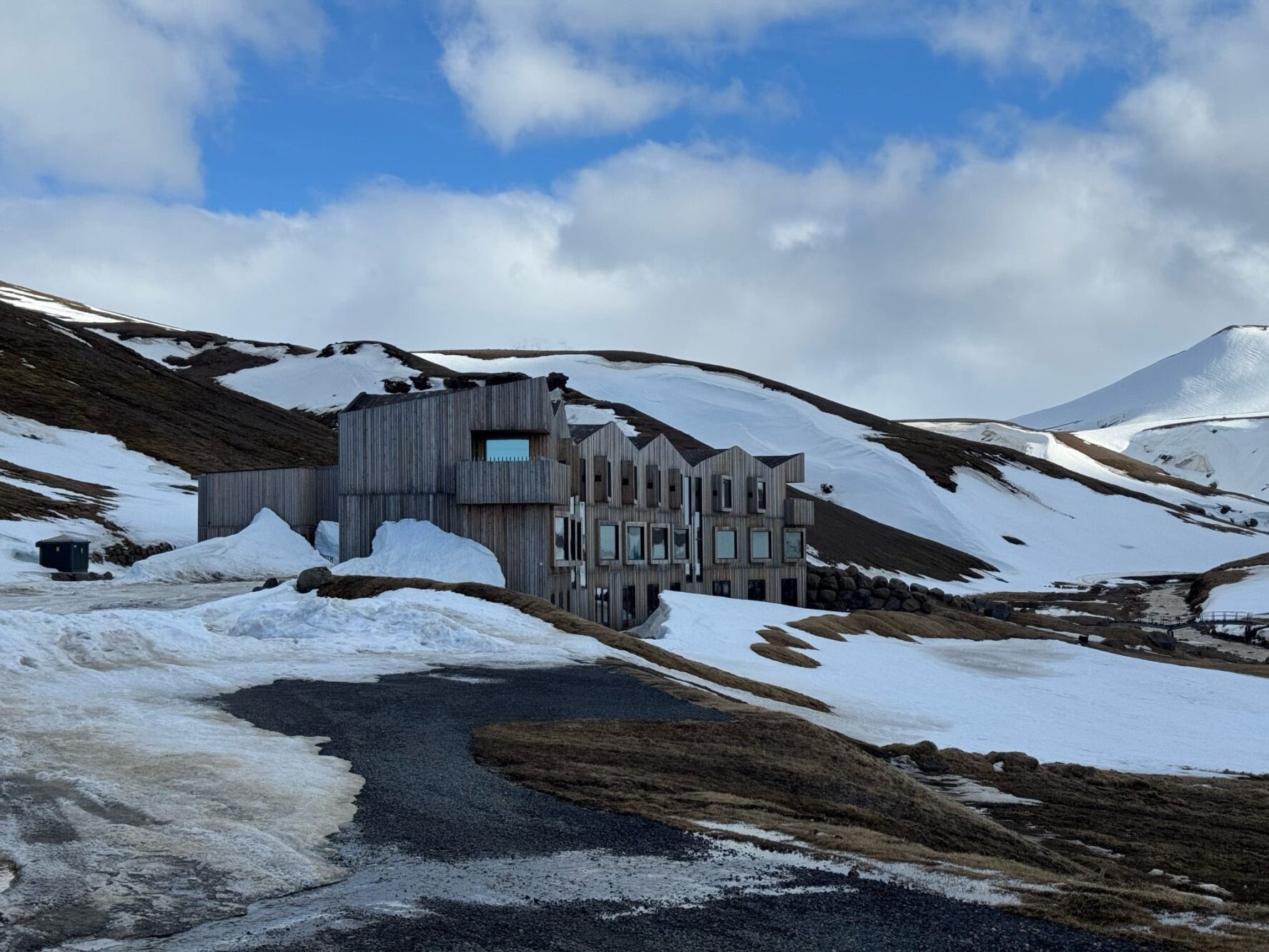 Highland base in Iceland for women