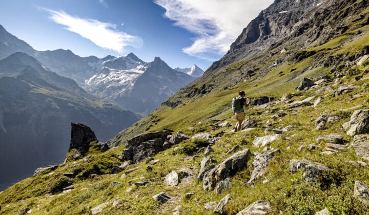 Hiking near ZInal