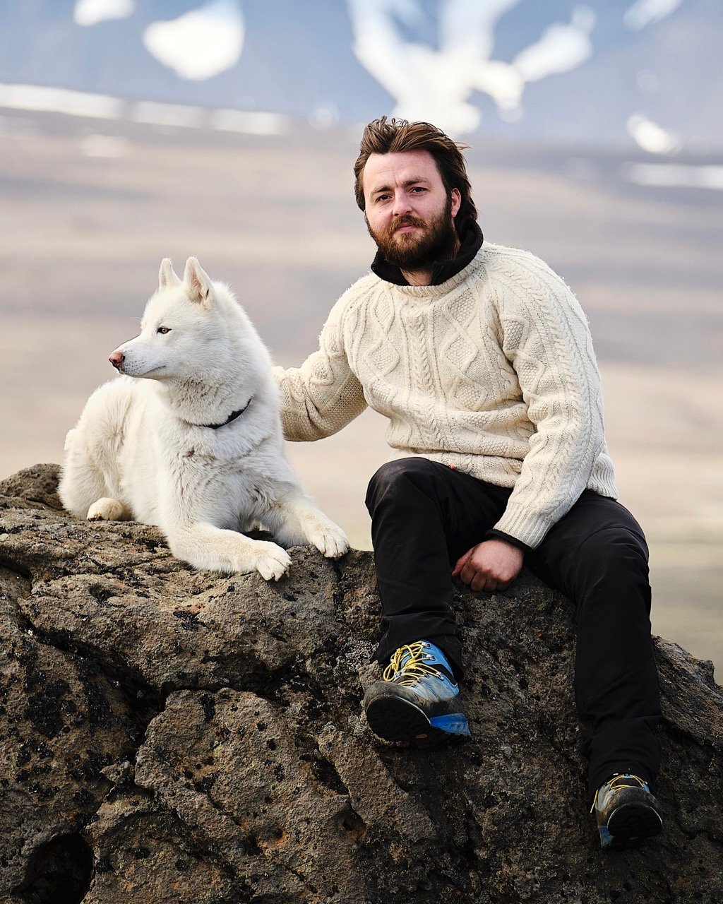 Magnus Viking and dog