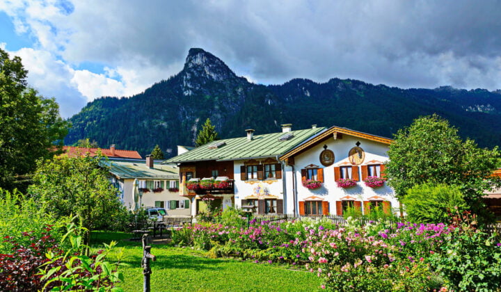 Oberammergau cute town