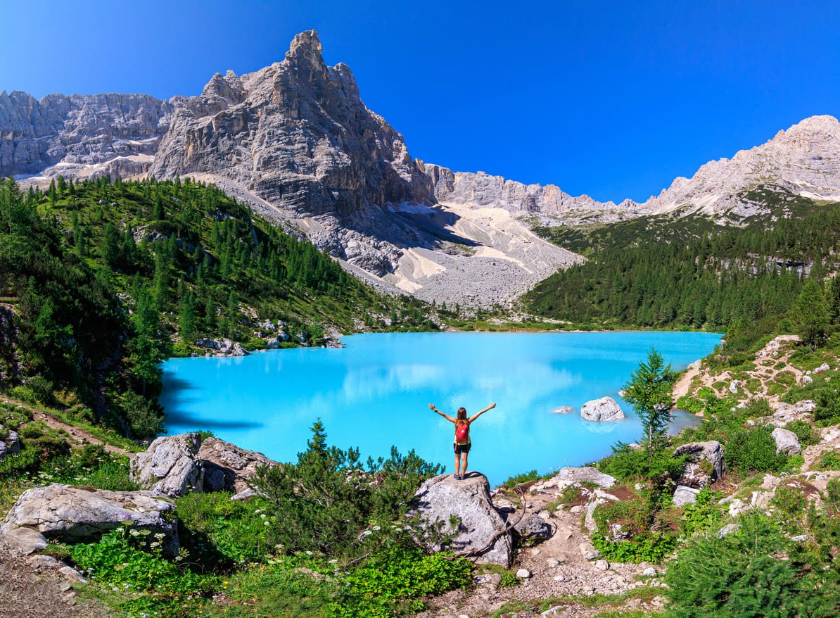 Cortina d'Ampezzo all-women hike
