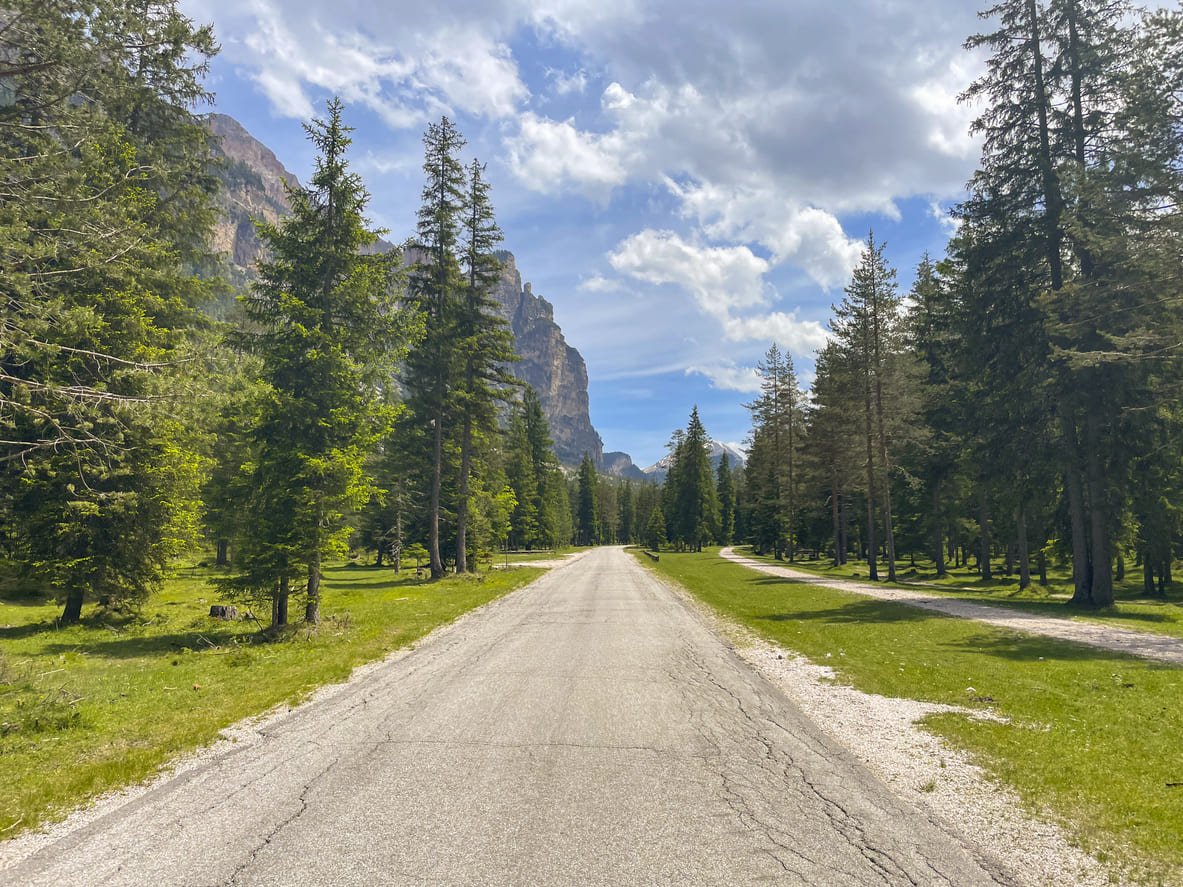 Hiking near Lago di Braies