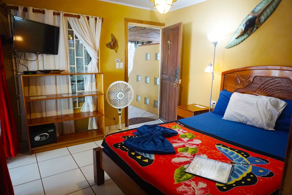 Puerto Jimenez private room