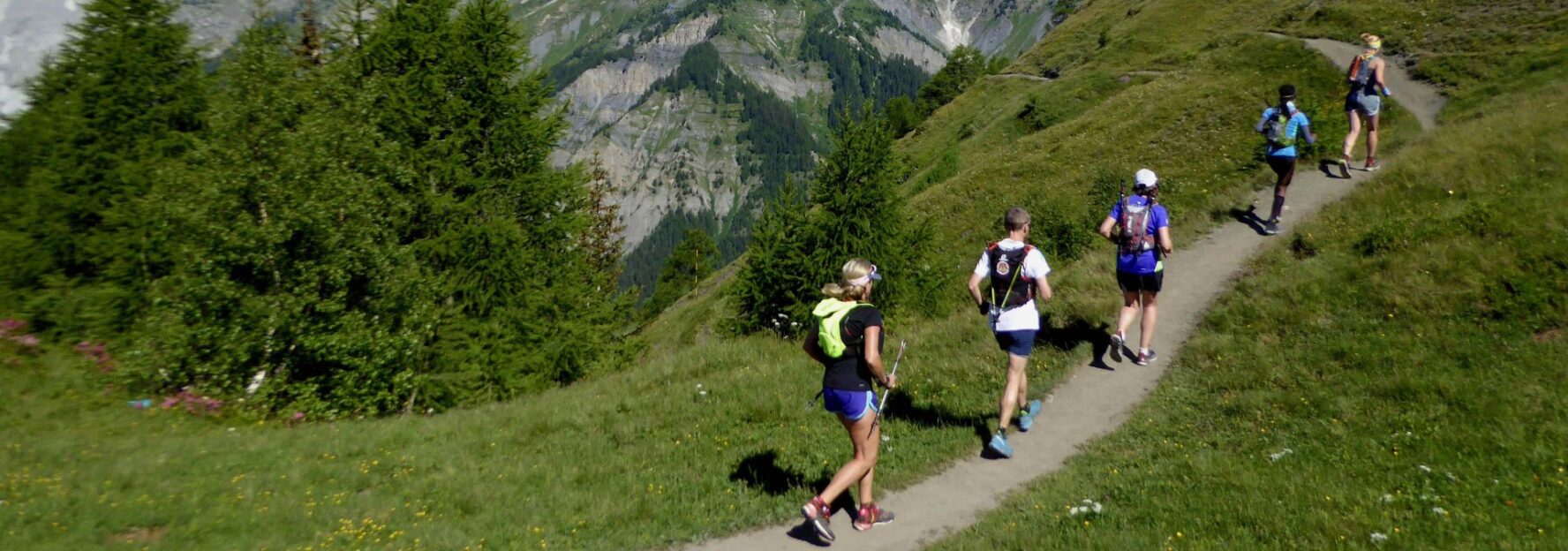 Trail runners ascent CCC trail