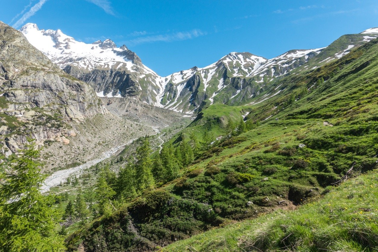 View of the Grand Col Ferret