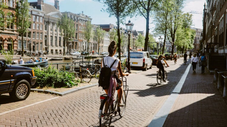 Amsterdam paris tour