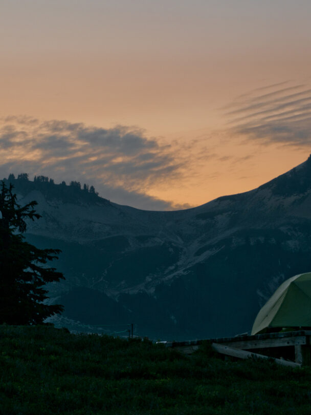 Elfin Lakes guided tour