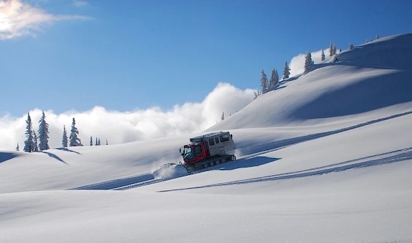 Cat skiing BC