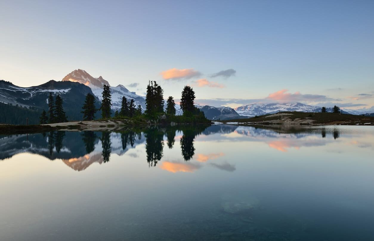 Elfin Lakes hike