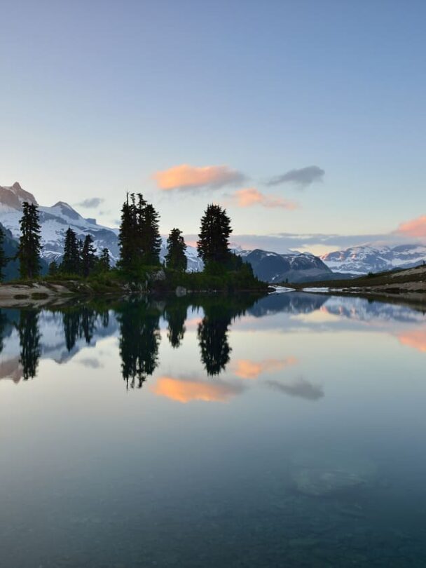 Elfin Lakes guided tour