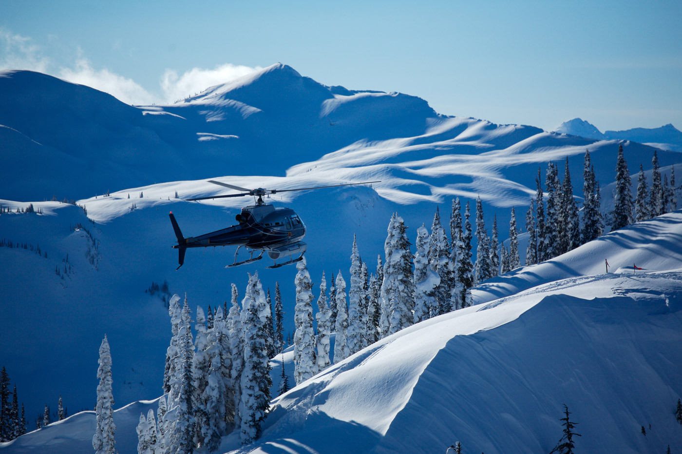 Heli skiing Selkirks BC