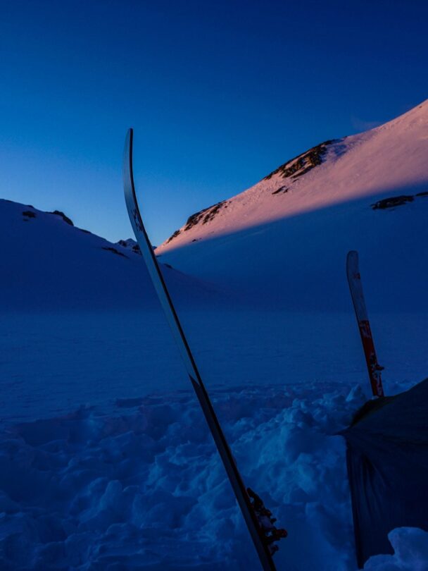 Spearhead traverse skiing