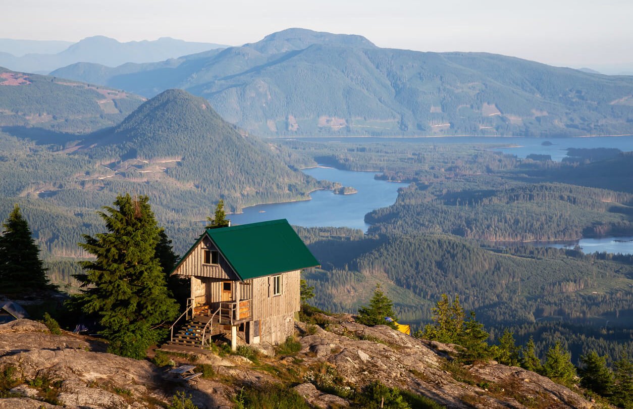 Tinhat hut cabin