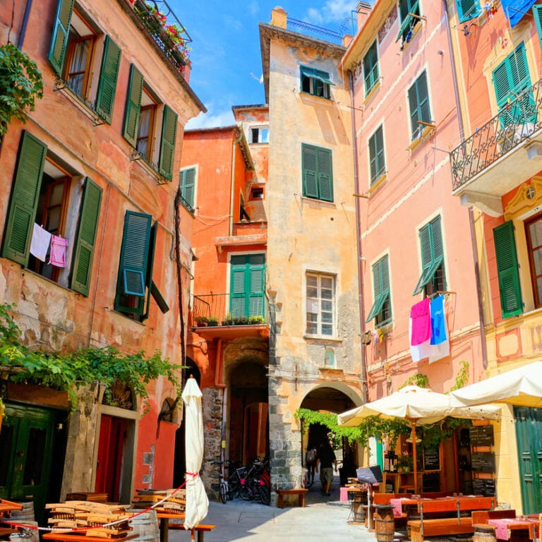 COlorful houses Monterosso