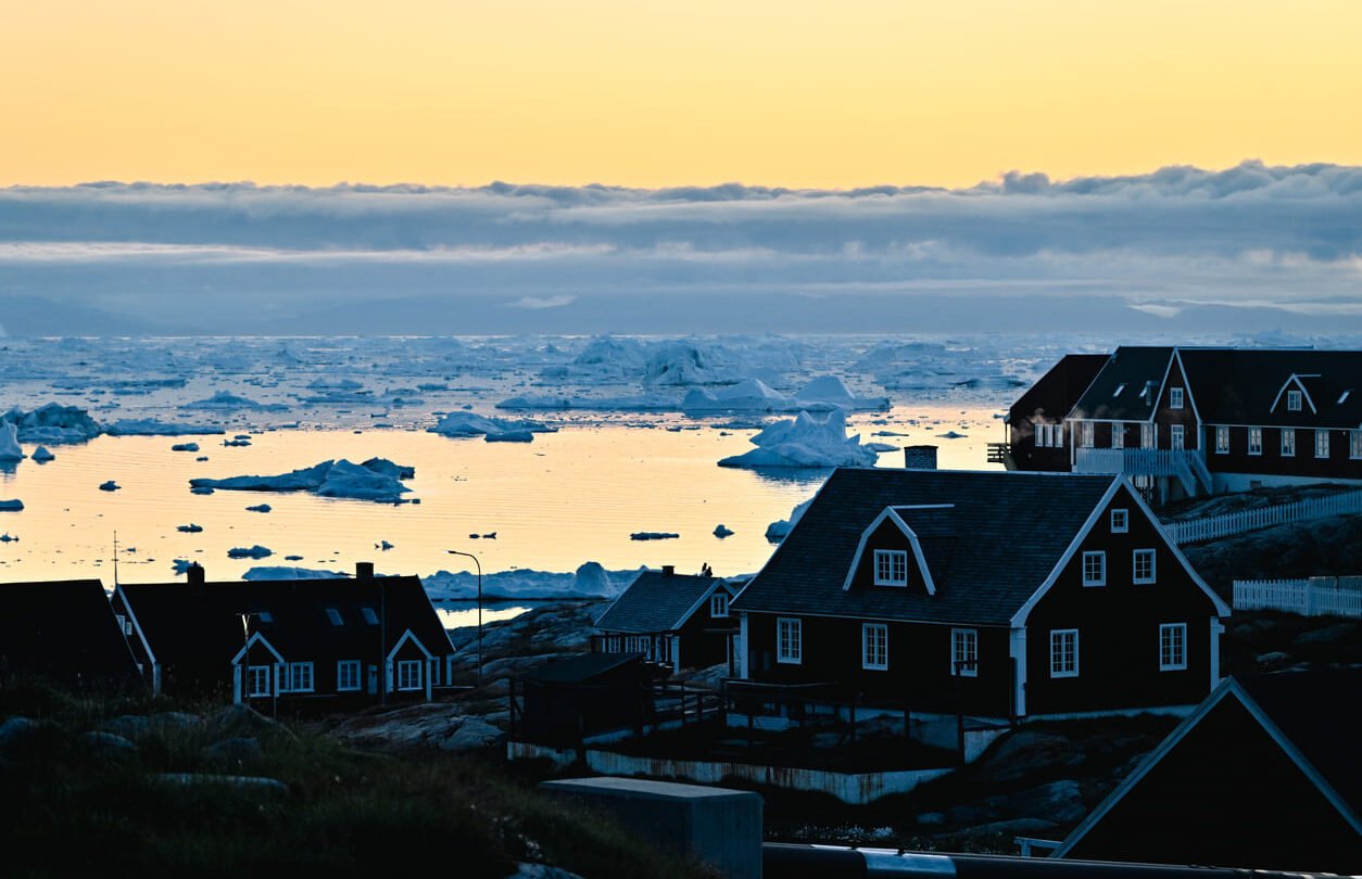 Houses waterfront Greenland