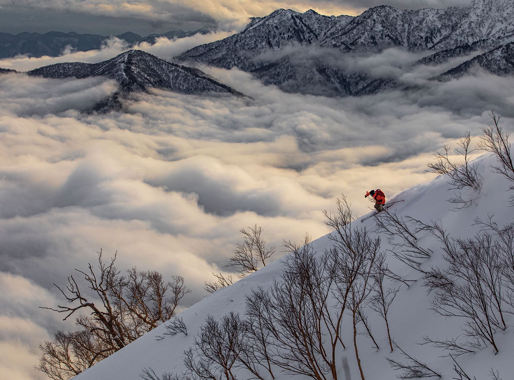 Incredible view skier Japan