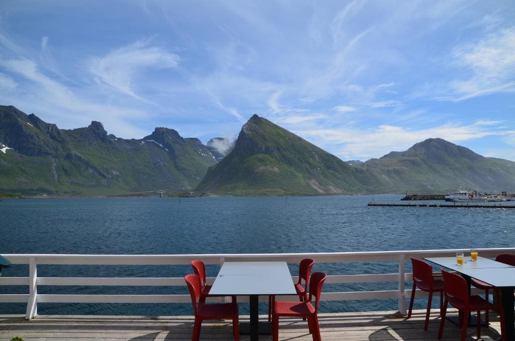 Lydersen hotel terrace