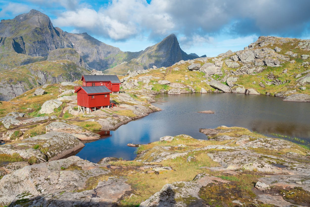 Munkebu hut Lofoten