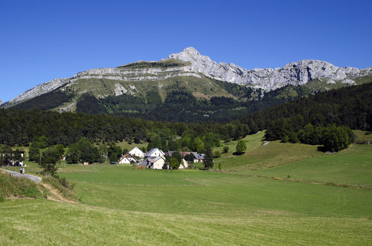 Small village near Villard de Lands