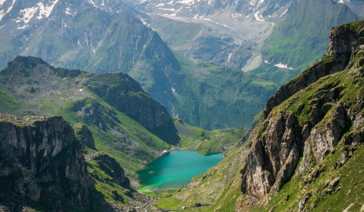 Stunning Lac de Louvie