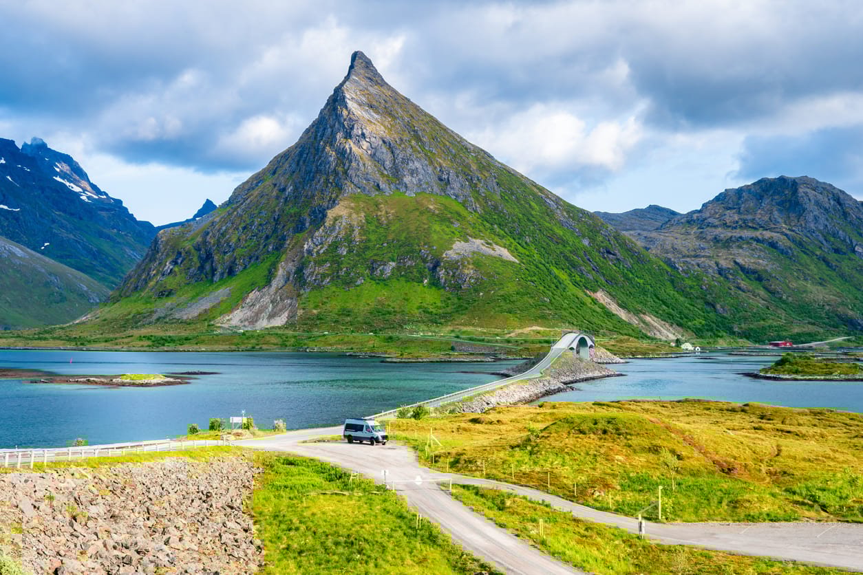 Volandstinden mountain Lofoten