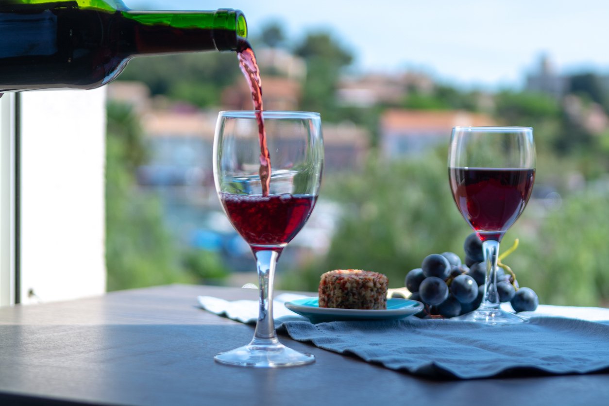 Red wine tasting Provence