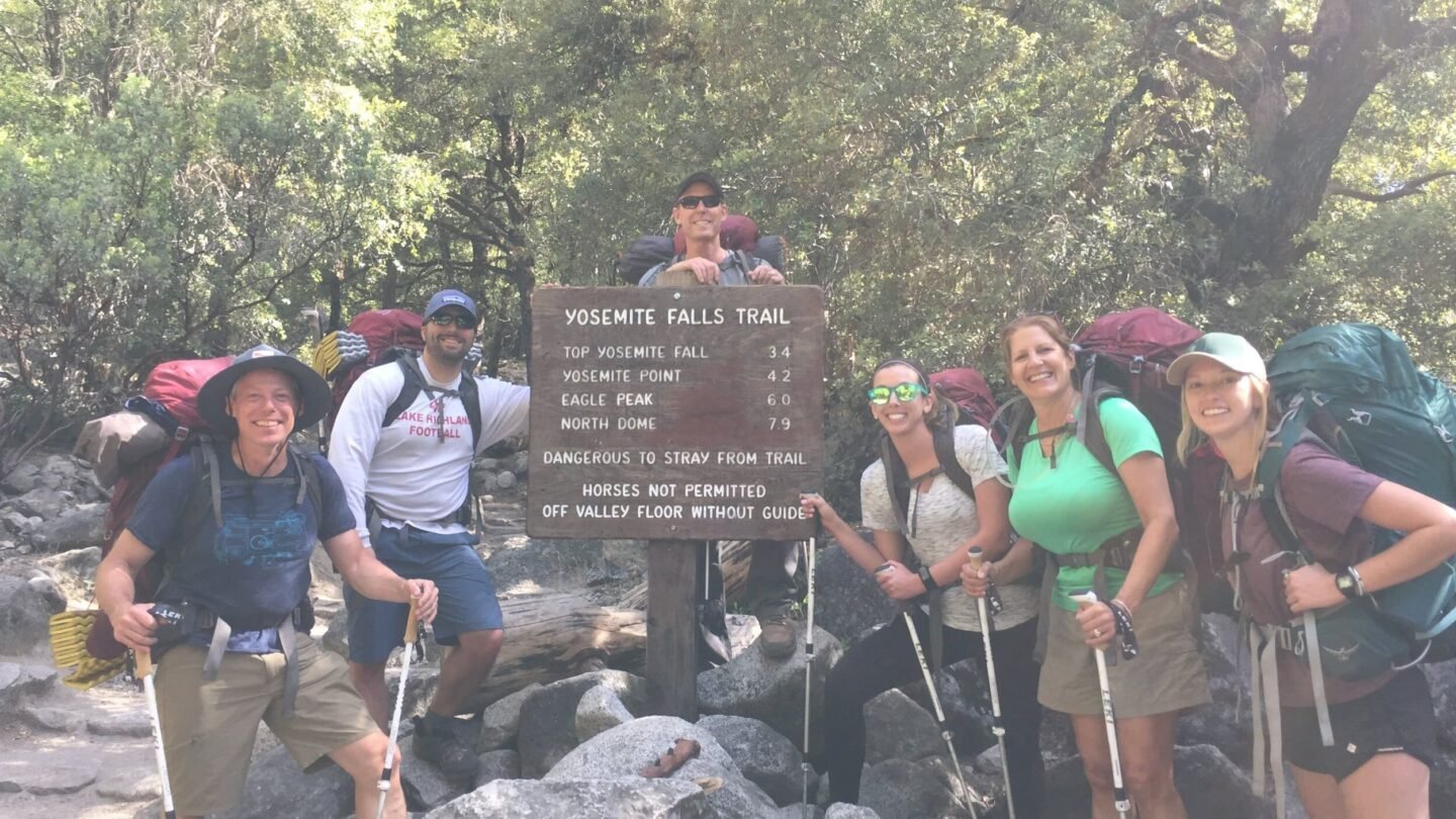 Yosemite Falls trail