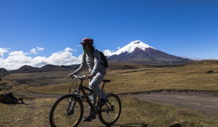 cycling cotopaxi ecuador