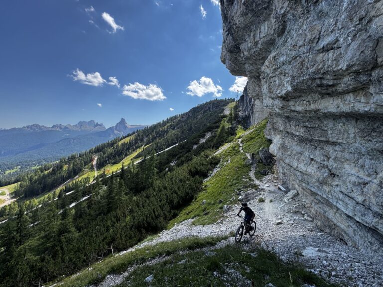 mountain biker wall dolomites