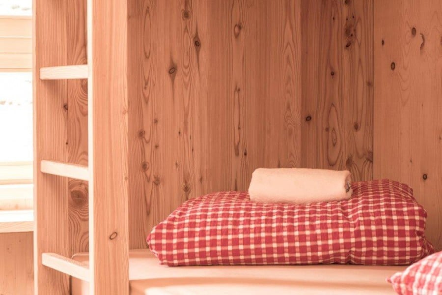 bunk bed italy huts
