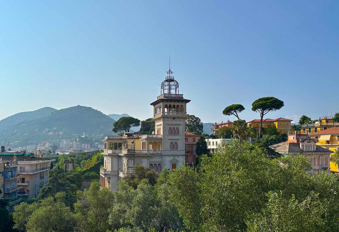 chiavara city italy