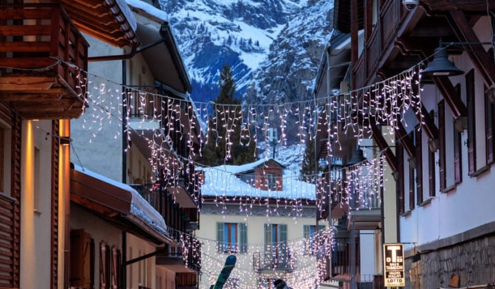 courmayeur winter time