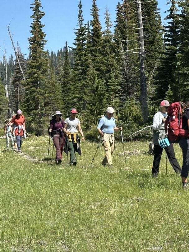 two hikers glacier np