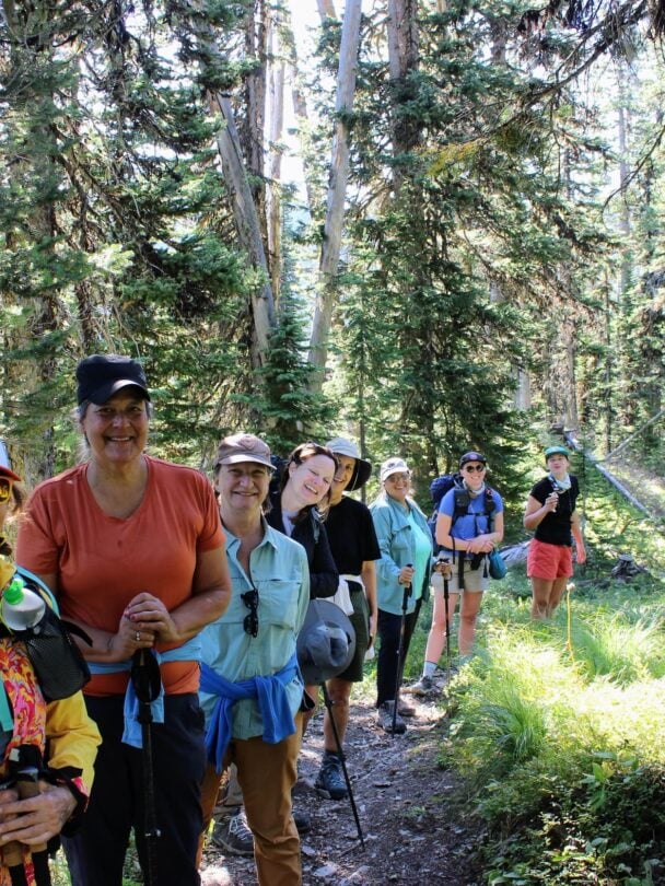 two hikers glacier np