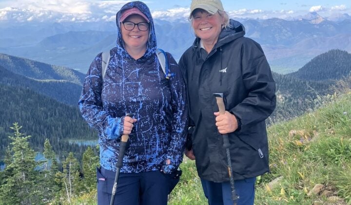 happy hikers glacier np