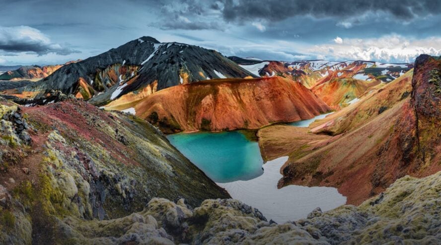 A hiking vista along the Laugavegur Trail in Iceland
