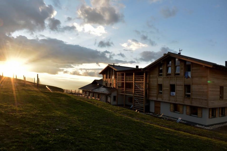 one hut italy dolomites