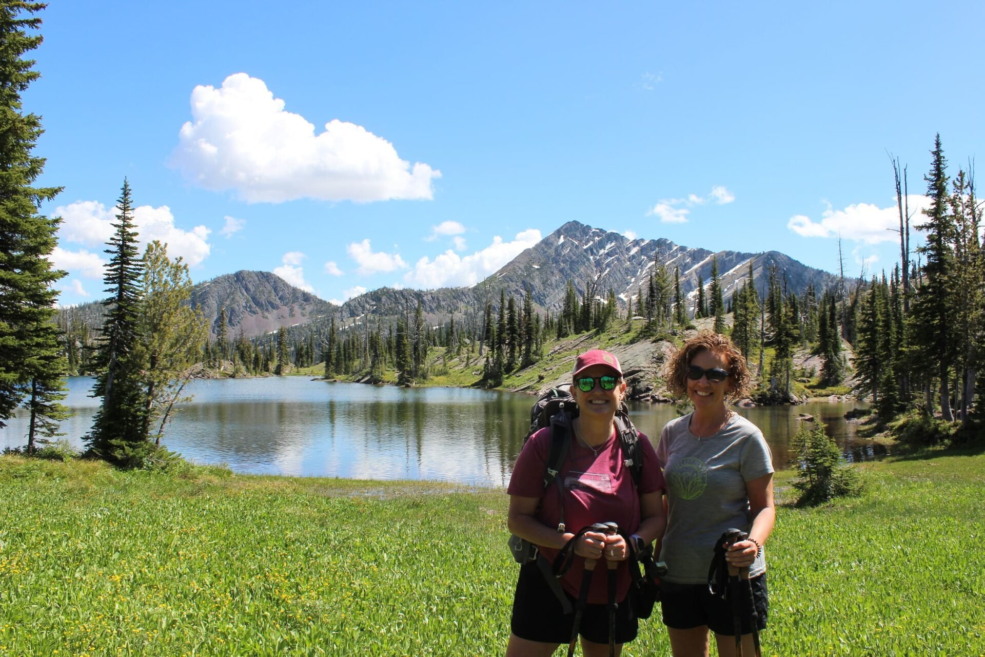 two hikers glacier np