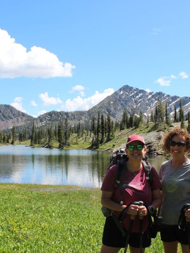 two hikers glacier np