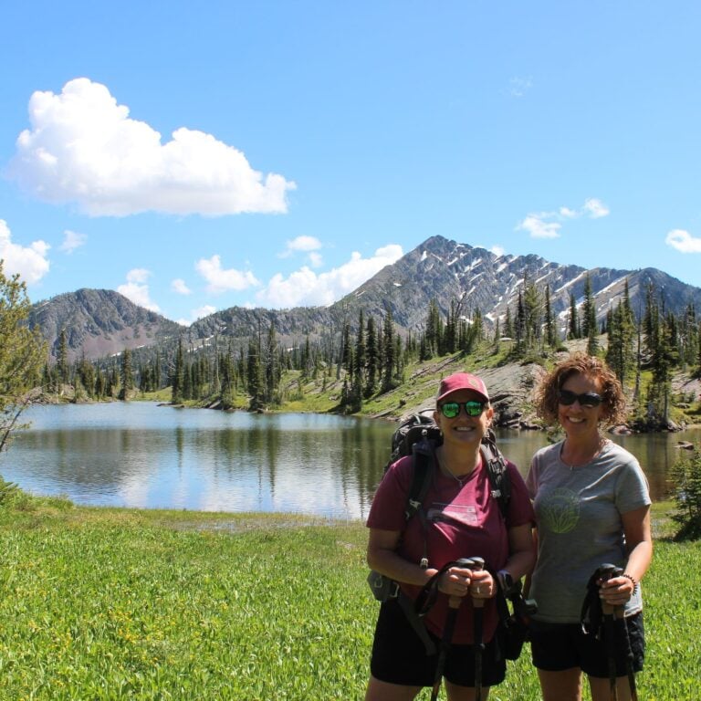 two hikers glacier np