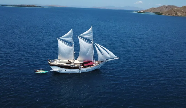 Jakare liveaboard