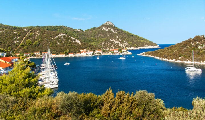Lastovo bay