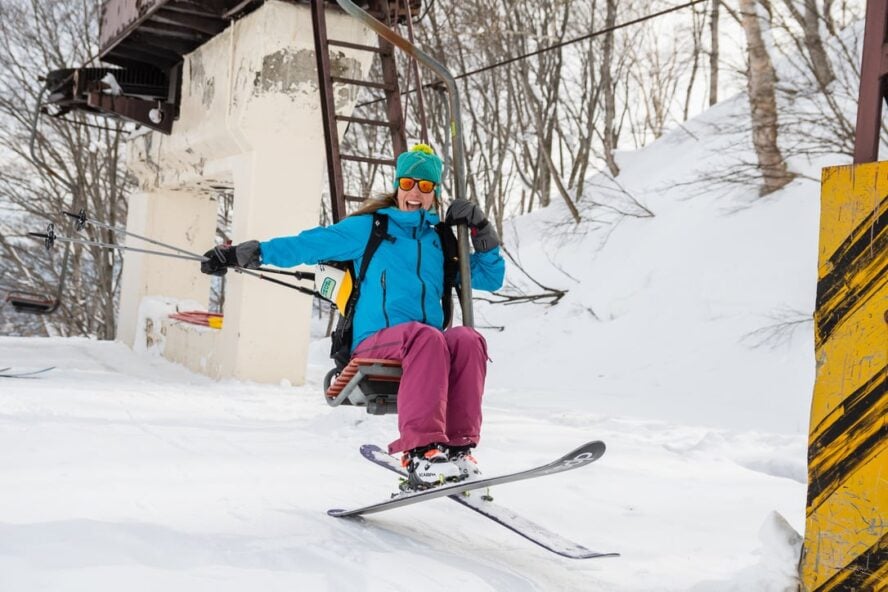 Lift access to Japow
