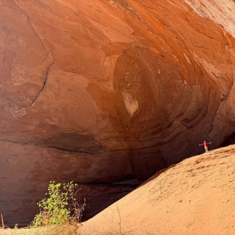 massive cave in Utah